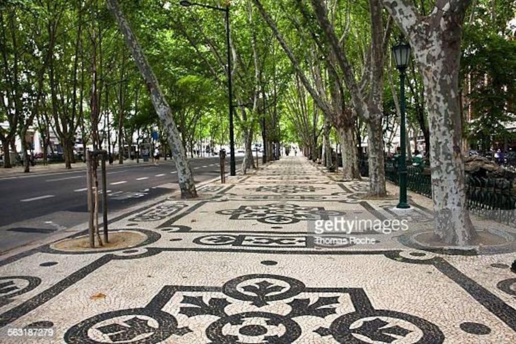 Charming Central Apartment To Rent Lissabon Exterior foto